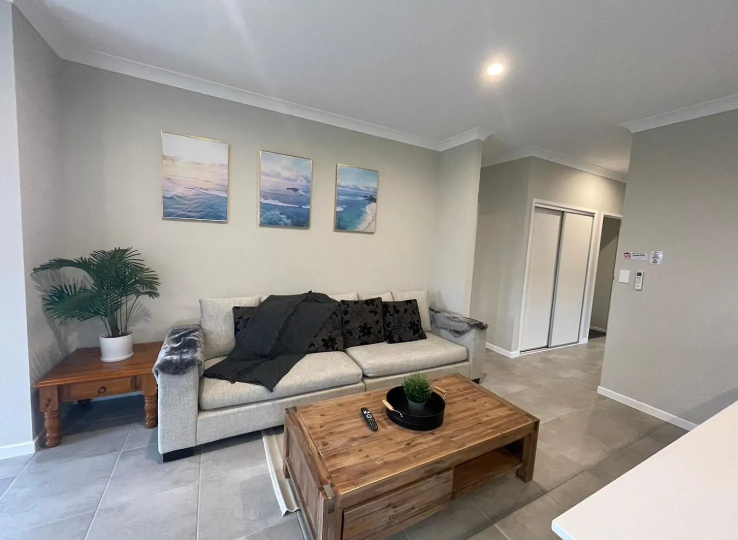 Holiday home Elegant Retreat In Griffin A Stylish Getaway Villa Australia